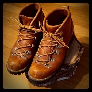 SUPER Vintage Danner Boots!!!